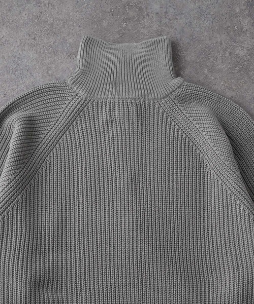 MONO-MART（モノマート）の「ハーフジップ畦編みビッグシルエットラグランプルオーバーニット（ニット/セーター・メンズ・アイボリー/ダークグリーン/モカ/ブラック/グリーン/ライトグレー/ダークネイビー・M/L）」の16枚目の写真