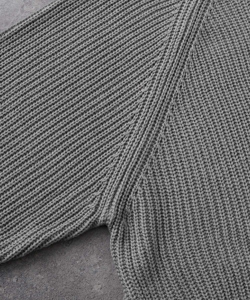 MONO-MART（モノマート）の「ハーフジップ畦編みビッグシルエットラグランプルオーバーニット（ニット/セーター・メンズ・アイボリー/ダークグリーン/モカ/ブラック/グリーン/ライトグレー/ダークネイビー・M/L）」の21枚目の写真