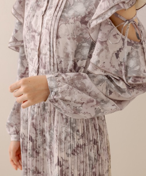 OLIVE des OLIVE（オリーブデオリーブ）の「肩あきプリーツワンピース（ワンピース・レディース・ブラック/アイボリー/ラベンダー・FREE）」の15枚目の写真