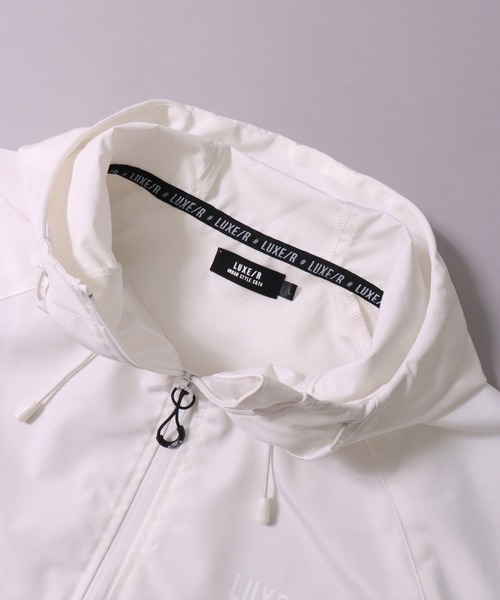 LUXE/R（ラグジュ）の「(RM)【ユニセックス】【LUXE/R】ポリエステル 星柄 マウンテンパーカー（パーカー・メンズ・ホワイト×ブラック/ブラック×ホワイト/ブラック×ブラック・LARGE/MEDIUM）」の16枚目の写真