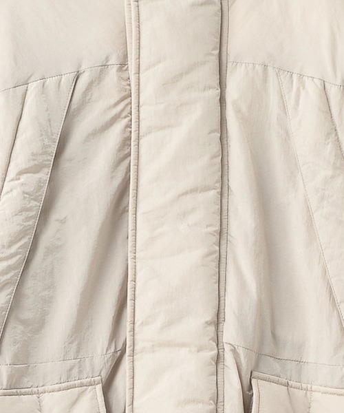 LOWRYS FARM(ローリーズファーム)の「エアサーマルマウンテンパーカー 344500(マウンテンパーカー・メンズ・アイボリー/ブラック・MEDIUM/LARGE)」の6枚目の写真