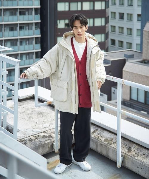 LOWRYS FARM(ローリーズファーム)の「エアサーマルマウンテンパーカー 344500(マウンテンパーカー・メンズ・アイボリー/ブラック・MEDIUM/LARGE)」の11枚目の写真