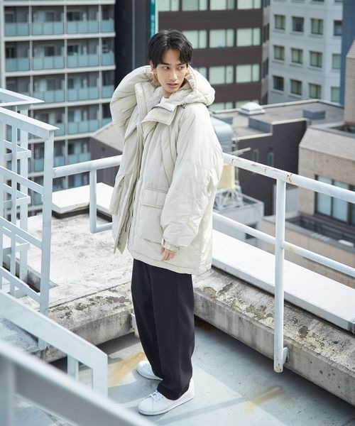 LOWRYS FARM(ローリーズファーム)の「エアサーマルマウンテンパーカー 344500(マウンテンパーカー・メンズ・アイボリー/ブラック・MEDIUM/LARGE)」の12枚目の写真