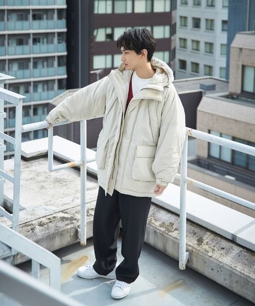 LOWRYS FARM(ローリーズファーム)の「エアサーマルマウンテンパーカー 344500(マウンテンパーカー・メンズ・アイボリー/ブラック・MEDIUM/LARGE)」の13枚目の写真