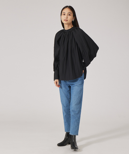 qualite(カリテ)の「プリーツスタンドシャツ(シャツ/ブラウス・レディース・ホワイト/ベージュ/ブラック・フリー)」の9枚目の写真