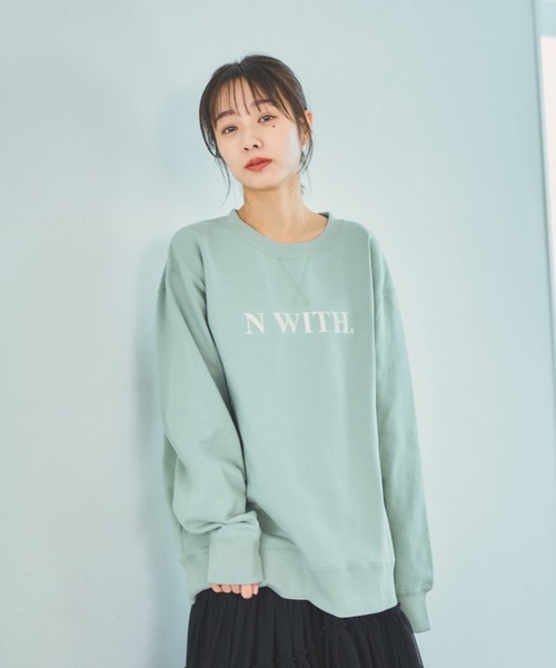 N WITH.（エヌウィズ）の「刺繍クルーネックスウェットspring（スウェット・レディース・グリーン/ブルー/アイボリー・FREE）」の8枚目の写真