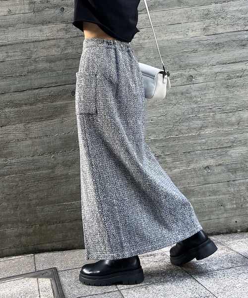 PAGEBOY（ページボーイ）の「ミリタリーツイードナロースカート（スカート・レディース・ブラック/ベージュ/ターコイズブルー・FREE）」の4枚目の写真