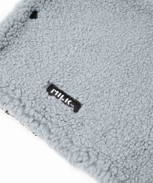 MILKFED.（ミルクフェド）の「LOGO BOA NECK WARMER（ネックウォーマー/スヌード・レディース・ベージュ/ホワイト/ブラック・ONE SIZE）」の7枚目の写真