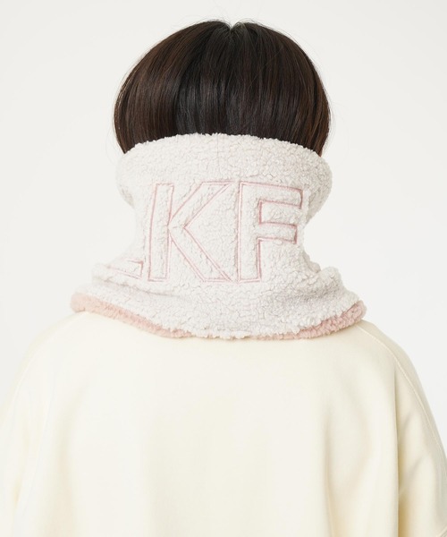 MILKFED.（ミルクフェド）の「LOGO BOA NECK WARMER（ネックウォーマー/スヌード・レディース・ベージュ/ホワイト/ブラック・ONE SIZE）」の13枚目の写真