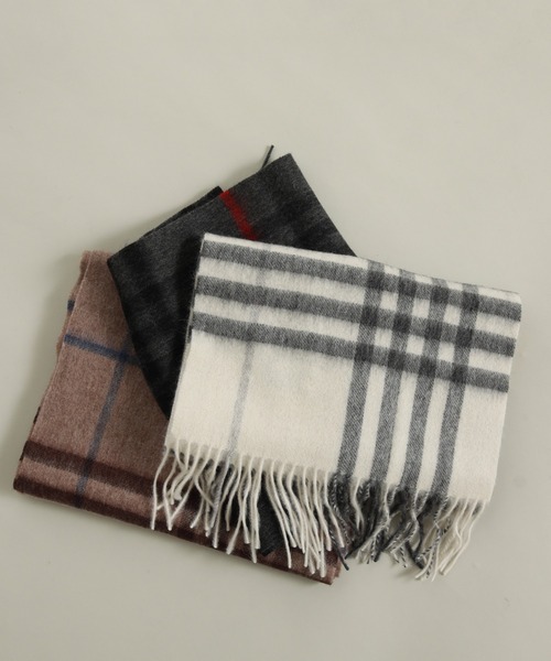 Cheek（チーク）の「チェックマフラー（マフラー・レディース・ブラウン/オフホワイト/チャコールグレー・FREE）」の6枚目の写真