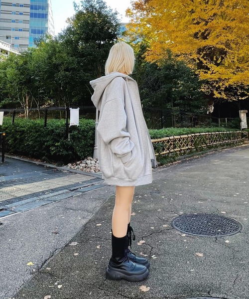 Figments（フィグメンツ）の「裏起毛ビッグZIPパーカー（パーカー・レディース・ネイビー/ライトグレー/ブラック/杢グレー・LARGE/X-LARGE）」の15枚目の写真