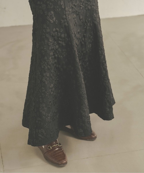 Ambre Neige（アンブルネージュ）の「着映えスカート。花柄ジャガードマーメイドスカート／【WEB/EC限定商品】（スカート・レディース・ブラック/ライトグリーン/ベージュ・MEDIUM/SMALL）」の14枚目の写真