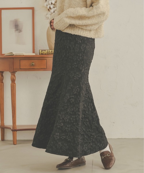 Ambre Neige（アンブルネージュ）の「着映えスカート。花柄ジャガードマーメイドスカート／【WEB/EC限定商品】（スカート・レディース・ブラック/ライトグリーン/ベージュ・MEDIUM/SMALL）」の13枚目の写真