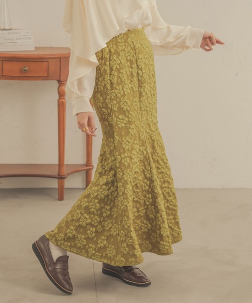 Ambre Neige（アンブルネージュ）の「着映えスカート。花柄ジャガードマーメイドスカート／【WEB/EC限定商品】（スカート・レディース・ブラック/ライトグリーン/ベージュ・MEDIUM/SMALL）」の4枚目の写真