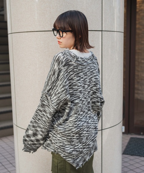 WEGO(ウィゴー)の「WEGO/ダメージミックスカラービッグカーディガン(カーディガン/ボレロ・レディース・パープル/ブルー/ブラック/グリーン・FREE)」の9枚目の写真