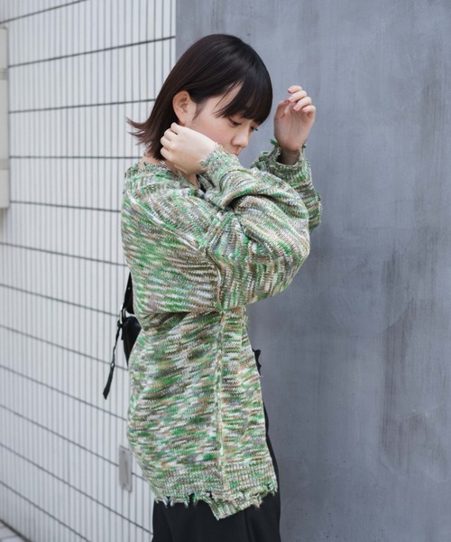 WEGO(ウィゴー)の「WEGO/ダメージミックスカラービッグカーディガン(カーディガン/ボレロ・レディース・パープル/ブルー/ブラック/グリーン・FREE)」の15枚目の写真