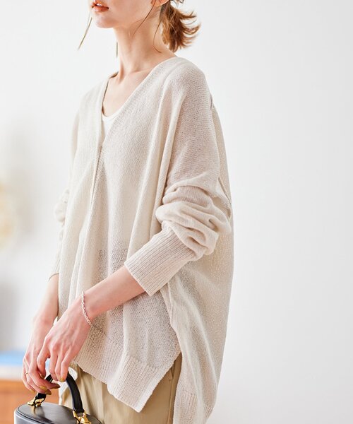 JOURNAL STANDARD（ジャーナルスタンダード）の「ペーパーヤーンVネックカーディガン（カーディガン/ボレロ・レディース・ブラック/アイボリー/ブルー・FREE）」の2枚目の写真