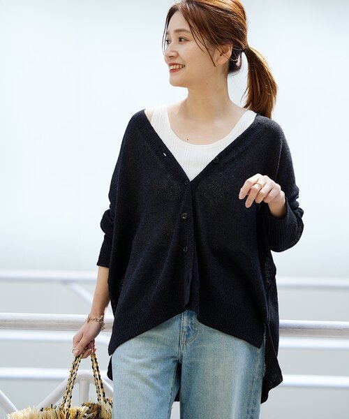 JOURNAL STANDARD（ジャーナルスタンダード）の「ペーパーヤーンVネックカーディガン（カーディガン/ボレロ・レディース・ブラック/アイボリー/ブルー・FREE）」の5枚目の写真
