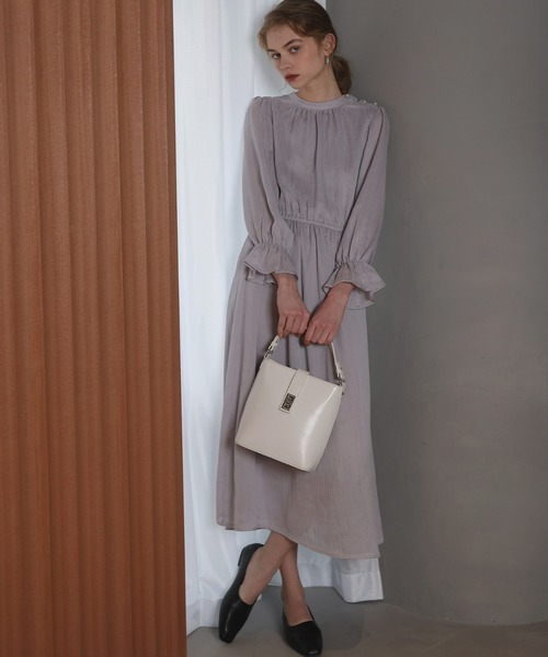 COLONY 2139（コロニートゥーワンスリーナイン）の「肩パールプリーツワンピース（ワンピース・レディース・ブラック/グレー/ライトグレー・FREE）」の9枚目の写真