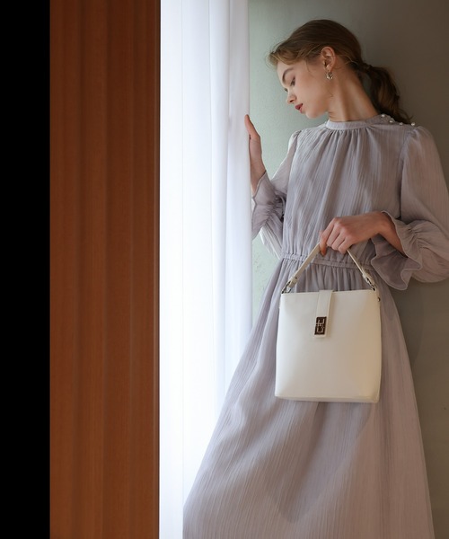 COLONY 2139（コロニートゥーワンスリーナイン）の「肩パールプリーツワンピース（ワンピース・レディース・ブラック/グレー/ライトグレー・FREE）」の7枚目の写真