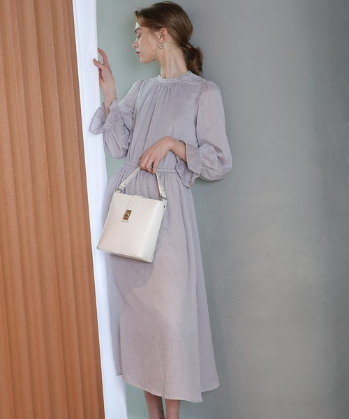 COLONY 2139（コロニートゥーワンスリーナイン）の「肩パールプリーツワンピース（ワンピース・レディース・ブラック/グレー/ライトグレー・FREE）」の13枚目の写真