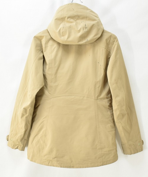 patagonia(パタゴニア)の「【ヴィンテージ古着】Patagonia / パタゴニア フード付き フルジップナイロンジャケット ライトダウンライナー付き(ナイロンジャケット・レディース・ベージュ・SMALL)」の18枚目の写真