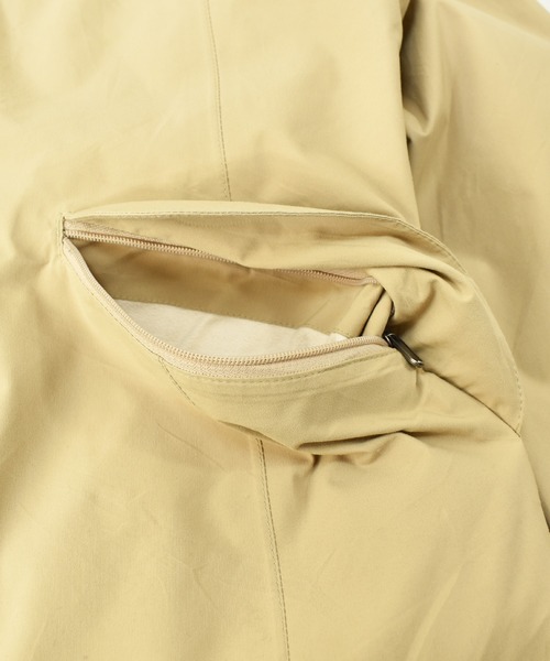 patagonia(パタゴニア)の「【ヴィンテージ古着】Patagonia / パタゴニア フード付き フルジップナイロンジャケット ライトダウンライナー付き(ナイロンジャケット・レディース・ベージュ・SMALL)」の14枚目の写真