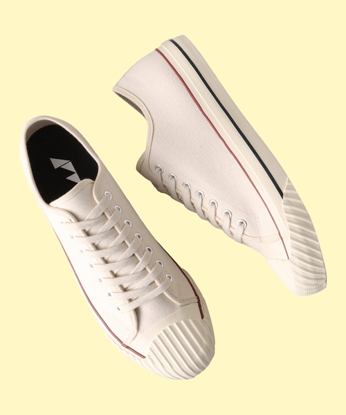 B.C STOCK(ベーセーストック)の「【Amber Wall / アンバーウォール】ローカット スニーカー(スニーカー・メンズ・ネイビー/アイボリー/ブラック・25.5cm/26.5cm/27.5cm/28.5cm)」の2枚目の写真