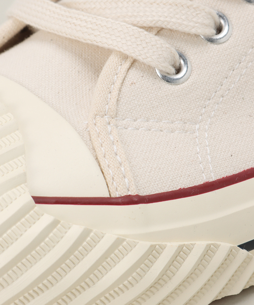 B.C STOCK(ベーセーストック)の「【Amber Wall / アンバーウォール】ローカット スニーカー(スニーカー・メンズ・ネイビー/アイボリー/ブラック・25.5cm/26.5cm/27.5cm/28.5cm)」の6枚目の写真