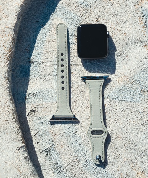 zandy（ズィーアンドワイ）の「zandy ズィー・アンド・ワイ/ Apple Watch【細身レザーバンド】 アップルウォッチバンド レザーベルト // leather7（デジタル腕時計・メンズ・ホワイト/ライトグレー/ブラウン/ピンク/オレンジ/グレイッシュベージュ・S/M）」の2枚目の写真