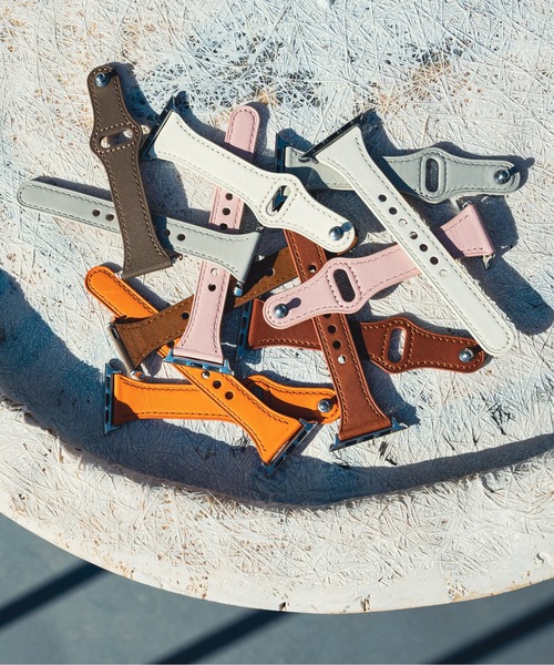 zandy（ズィーアンドワイ）の「zandy ズィー・アンド・ワイ/ Apple Watch【細身レザーバンド】 アップルウォッチバンド レザーベルト // leather7（デジタル腕時計・メンズ・ホワイト/ライトグレー/ブラウン/ピンク/オレンジ/グレイッシュベージュ・S/M）」の9枚目の写真