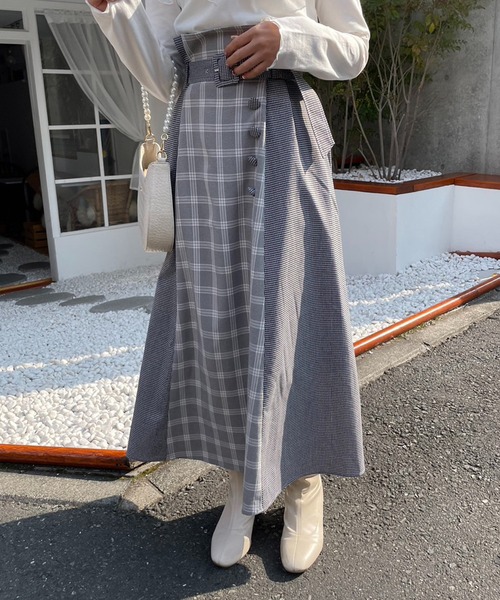 one after another NICE CLAUP(ワンアフターアナザーナイスクラップ)の「【スタッフ考案】ブロッキングチェックスカート(スカート・レディース・グレー/アイボリー/ピンク・FREE)」の2枚目の写真