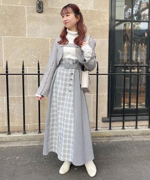 one after another NICE CLAUP(ワンアフターアナザーナイスクラップ)の「【スタッフ考案】ブロッキングチェックスカート(スカート・レディース・グレー/アイボリー/ピンク・FREE)」の16枚目の写真