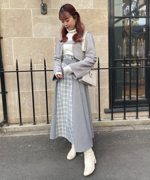 one after another NICE CLAUP(ワンアフターアナザーナイスクラップ)の「【スタッフ考案】ブロッキングチェックスカート(スカート・レディース・グレー/アイボリー/ピンク・FREE)」の17枚目の写真