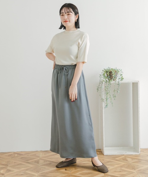 ITEMS URBANRESEARCH(アイテムズ アーバンリサーチ)の「サテンイージースカート(スカート・レディース・ブラック/ベージュ/グリーン・FREE)」の6枚目の写真