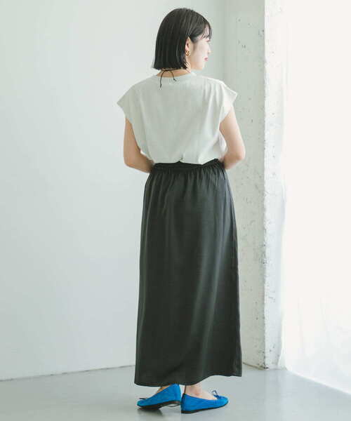 ITEMS URBANRESEARCH(アイテムズ アーバンリサーチ)の「サテンイージースカート(スカート・レディース・ブラック/ベージュ/グリーン・FREE)」の18枚目の写真