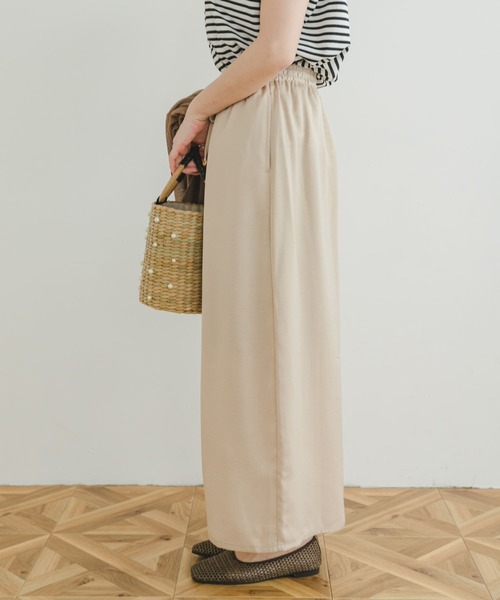 ITEMS URBANRESEARCH(アイテムズ アーバンリサーチ)の「サテンイージースカート(スカート・レディース・ブラック/ベージュ/グリーン・FREE)」の19枚目の写真