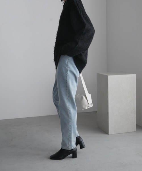 Aunt Marie's(アントマリーズ)の「【XS,S,M,Lサイズ展開】ハイウエストルーズテーパードデニム/低身長/高身長/美シルエット/細見え(デニムパンツ・レディース・ネイビー/ブルー/アイボリー/ブラック・XS/S/M/L)」の8枚目の写真