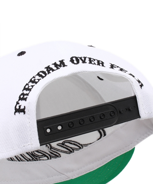 WEGO(ウィゴー)の「WEGO/Careful BBキャップ(キャップ・メンズ・ネイビー/ホワイト/ブラック・FREE)」の4枚目の写真