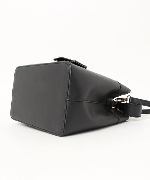 dazzlin（ダズリン）の「dazzlin/ダズリン　スムース ベルトデザイン２wayハンド（ハンドバッグ・レディース・ホワイト系その他/ベージュ系その他/ブルー系その他/ブラック/アイボリー・FREE）」の6枚目の写真