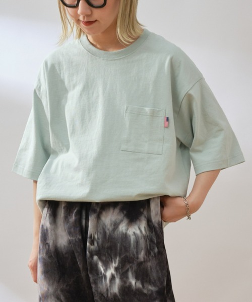 CIAOPANIC TYPY（チャオパニックティピー）の「USAコットン16/-ポケット半袖Tee（Tシャツ/カットソー・メンズ・イエロー/オフホワイト/グリーン/サックスブルー/グレイッシュベージュ/チャコールグレー・MEDIUM/LARGE/SMALL/X-LARGE）」の5枚目の写真