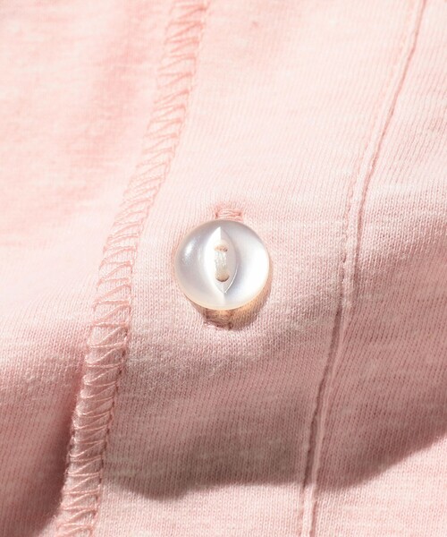 BEAMS PLUS（ビームスプラス）の「BEAMS PLUS / ヘンリーネック Tシャツ（Tシャツ/カットソー・メンズ・オレンジ/サックスブルー/ピンク/イエロー/グレー・X-LARGE/LARGE/SMALL/MEDIUM）」の8枚目の写真