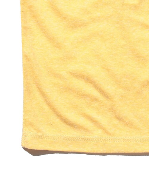 BEAMS PLUS（ビームスプラス）の「BEAMS PLUS / ヘンリーネック Tシャツ（Tシャツ/カットソー・メンズ・オレンジ/サックスブルー/ピンク/イエロー/グレー・X-LARGE/LARGE/SMALL/MEDIUM）」の19枚目の写真