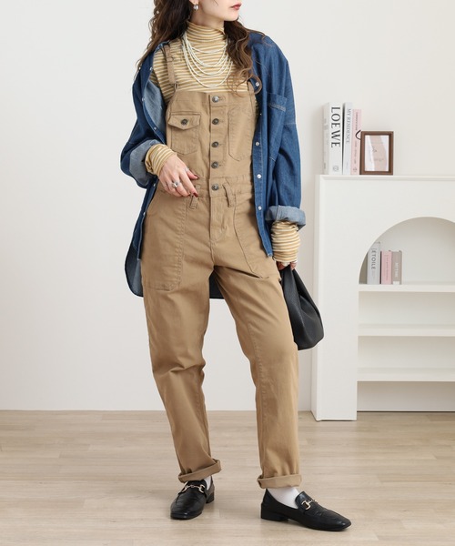 atONE(アットワン)の「atONE ストレッチツイルサロペットパンツ(サロペット/オーバーオール・レディース・カーキ/ナチュラル/ベージュ/ブラック・3L/4L/LL/L/M)」の1枚目の写真