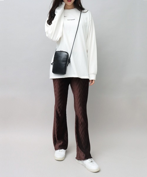 glabella（グラベラ）の「スプリットレザー（牛床革） マルチ スマホ ショルダーバッグ（ショルダーバッグ・メンズ・ブラック・FREE）」の7枚目の写真