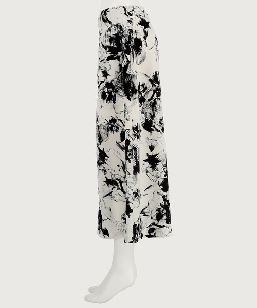 LOW CLASSIC(ロウ クラシック)の「LONG SKIRT(スカート・レディース・ホワイト・XS/M)」の8枚目の写真