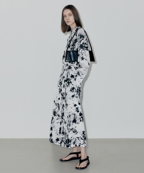 LOW CLASSIC(ロウ クラシック)の「LONG SKIRT(スカート・レディース・ホワイト・XS/M)」の6枚目の写真