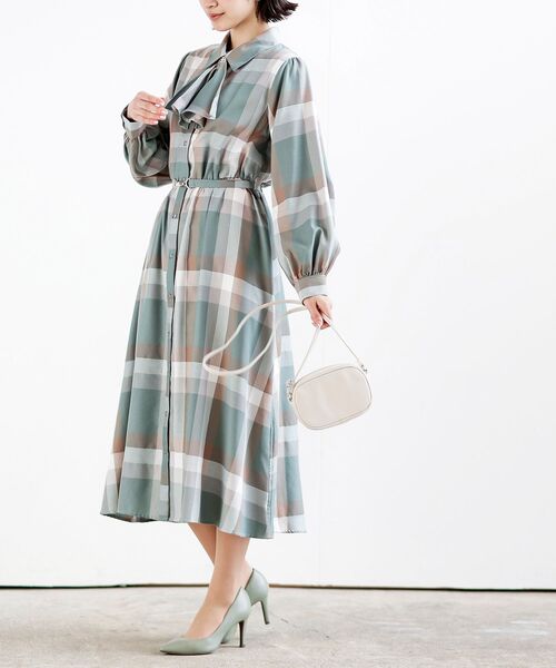 rps（アールピーエス）の「ベルト付きボータイチェックワンピース（ワンピース・レディース・ブルーグリーン/ブルー/オレンジ/パープル/グリーン/ベージュ/ミント・フリー）」の21枚目の写真