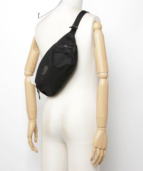 THE NORTH FACE（ザノースフェイス）の「THE NORTH FACE ORION 3 / ザ・ノース・フェイス オリオン（ボディバッグ/ウエストポーチ・メンズ・ブラック・FREE）」の5枚目の写真