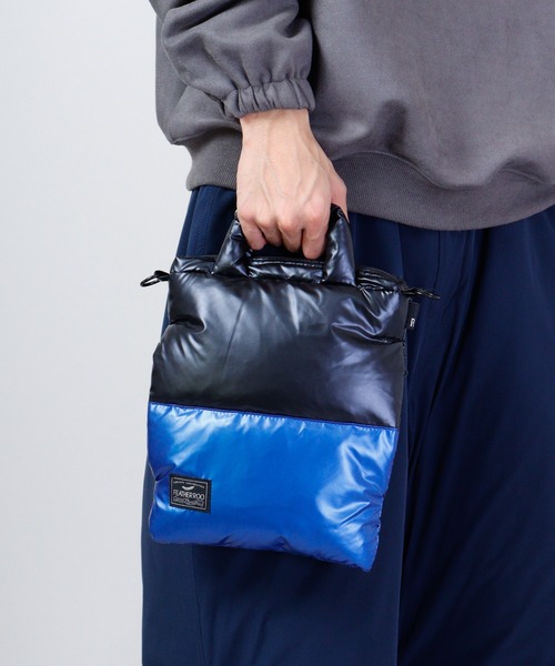 ROOTOTE（ルートート）の「ROOTOTE　フェザールー中綿サコッシュ（ショルダーバッグ・メンズ・ブルー系その他/グリーン系その他/ブラック×ブルー/イエロー/ピンク/カーキ/シルバー系その他/ブラック・FREE）」の3枚目の写真